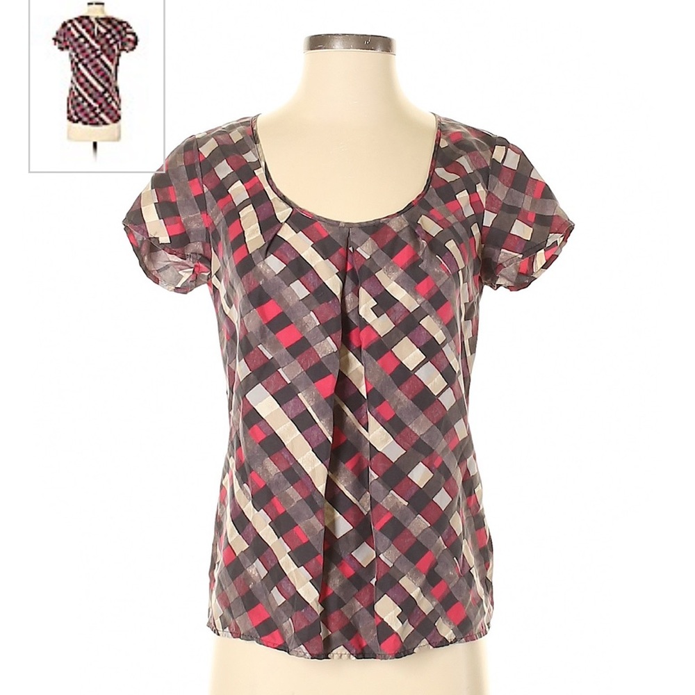 Banana Republic Silk Scoop neckline Blouse checked Short Sleeve Chest 35"